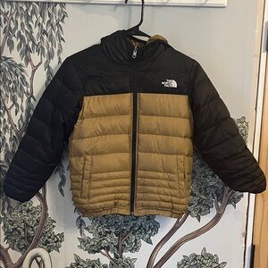 The North Face Reversible Hooded Puffer Jacket in Black & Olive, Sz 7/8 Small